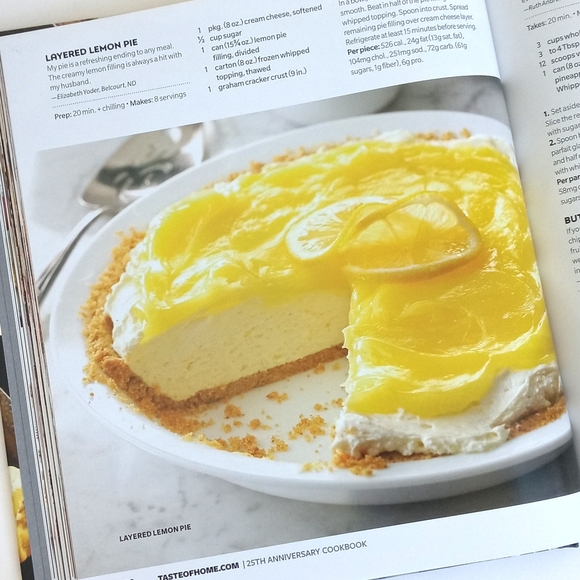 Taste Of Home Favorites 25th Anniversary Delicious Recipe Hardback Cookbook - Picture 3 of 16